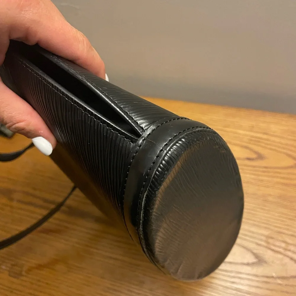 LV Saint Jacques Black Epi Leather Tote Bag *Louis Vuitton* - Picture 5 of 11